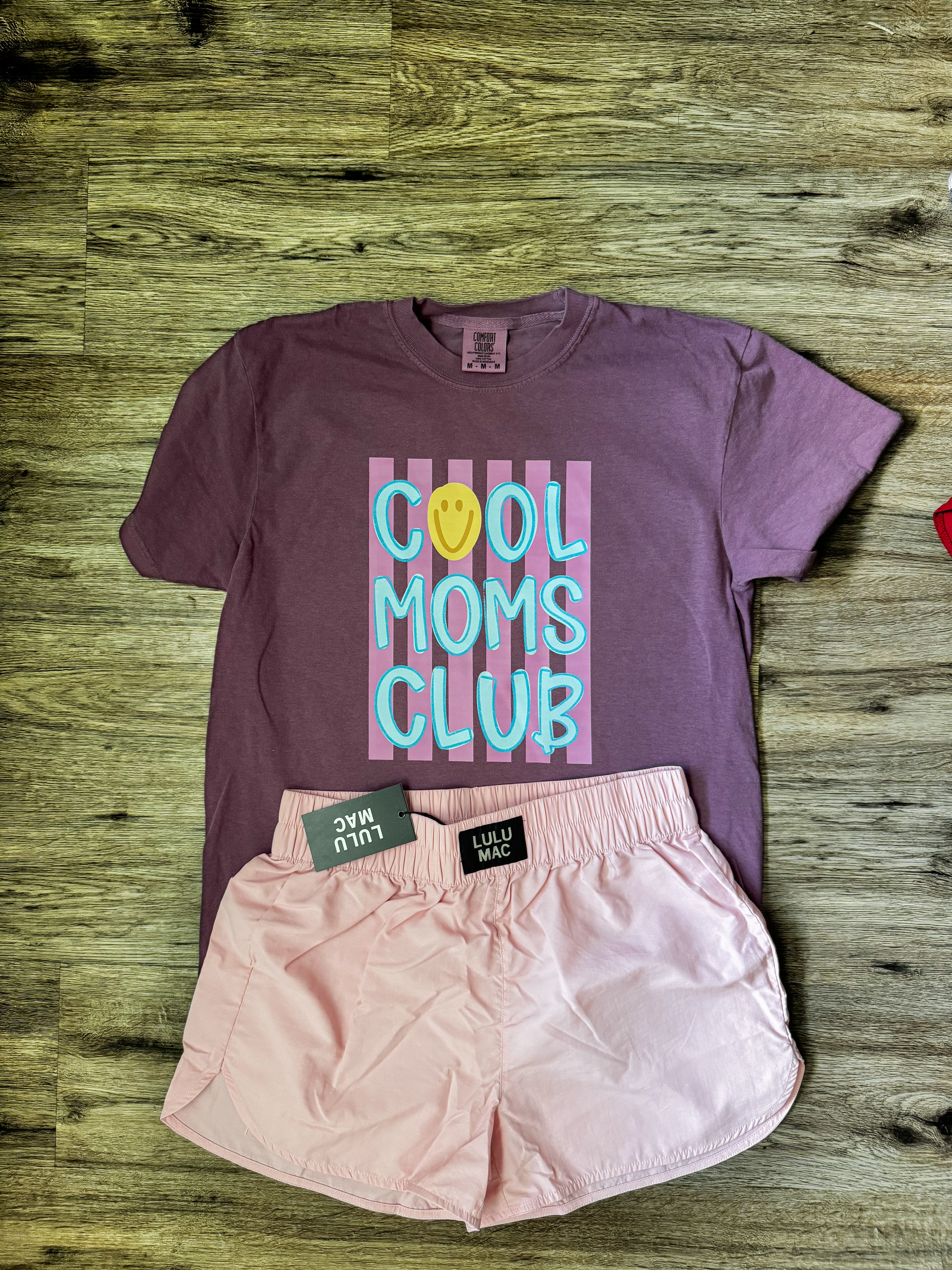 Cool moms club IN STOCK T SHIRT